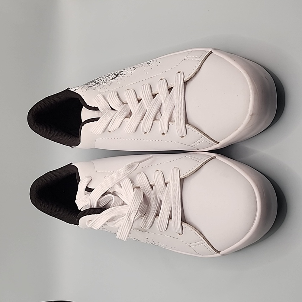H&M boys sneakers